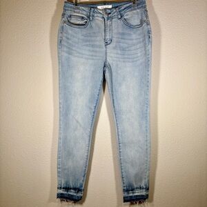 NWOT Judy Blue Light Wash Ankle Skinny Jeans Size 7/28
